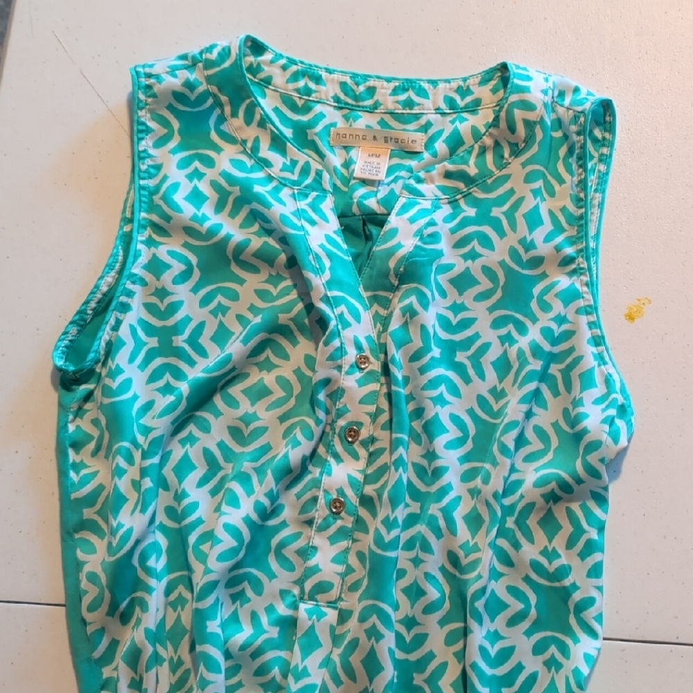Teal and White Patterned Sleeveless Top